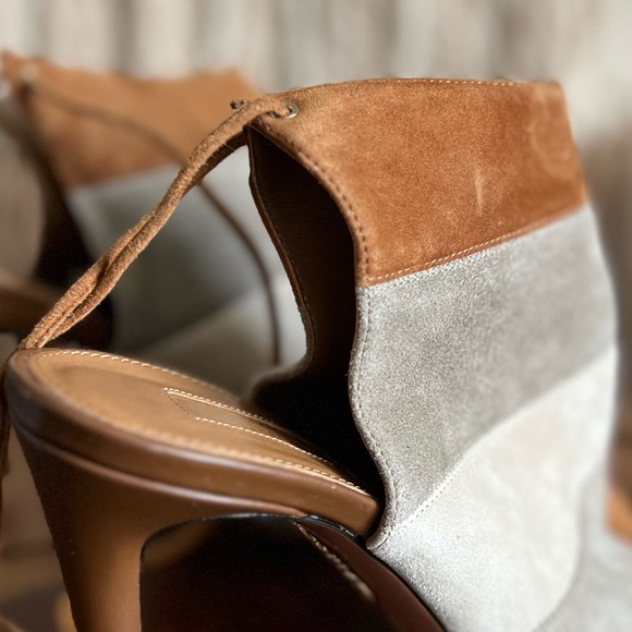 Suede leather patched gorgeous booties peep toe heels - Picture 8 of 10